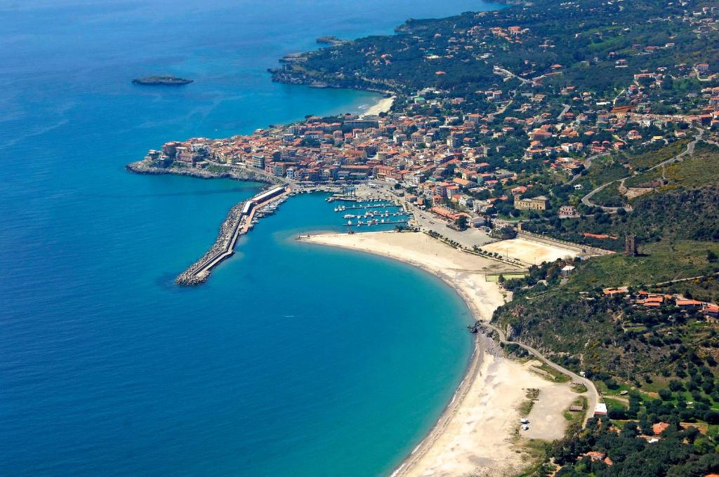 Camerota